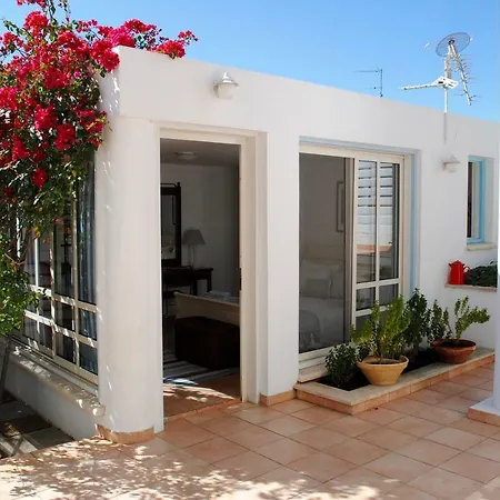 Sunny Garden Studio بيت ضيافة *